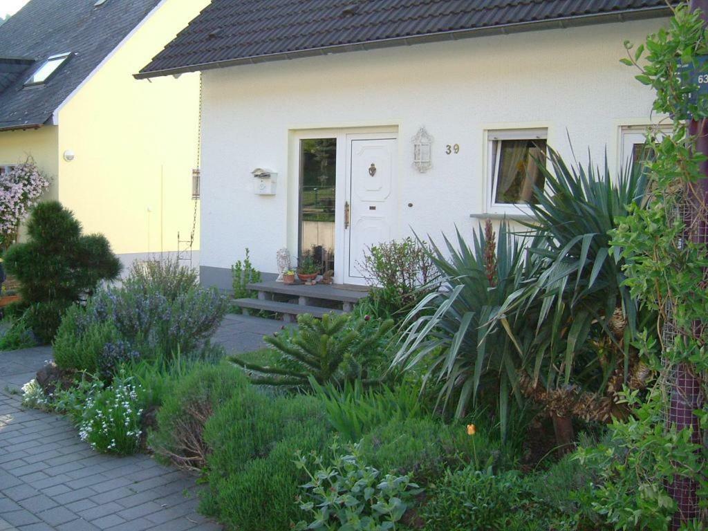 Querbach Apartamento Burgen  Exterior foto